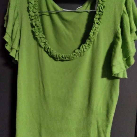 CATO NWT GREEN SHORT SLEEVE WOMENS SWEATER TOP. SIZE MEDIUM - Picture 2 of 7